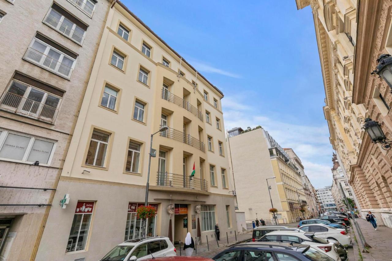 Апартаменты Family Hub In Centre Братислава Экстерьер фото